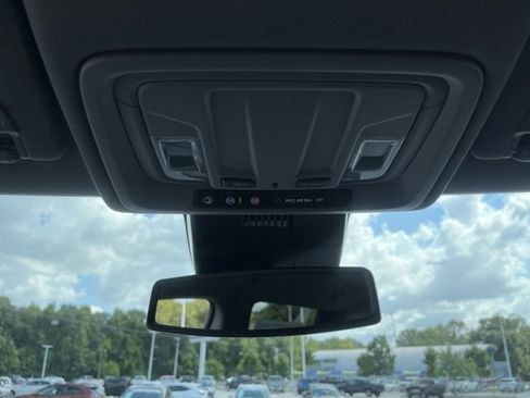 New 2024 Chevrolet Silverado 2500 Custom w/ Custom Value Package image 30