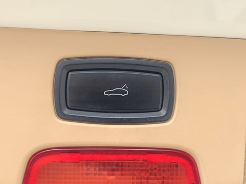 Used 2014 Porsche Cayenne image 30