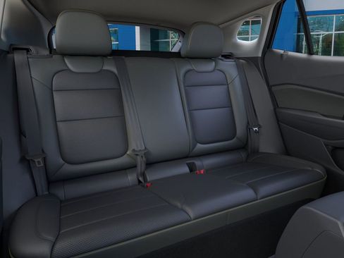 New 2026 Chevrolet Trax ACTIV w/ Sunroof Package image 17