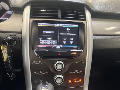 Used 2014 Ford Edge SEL w/ Equipment Group 205A FWD image 19