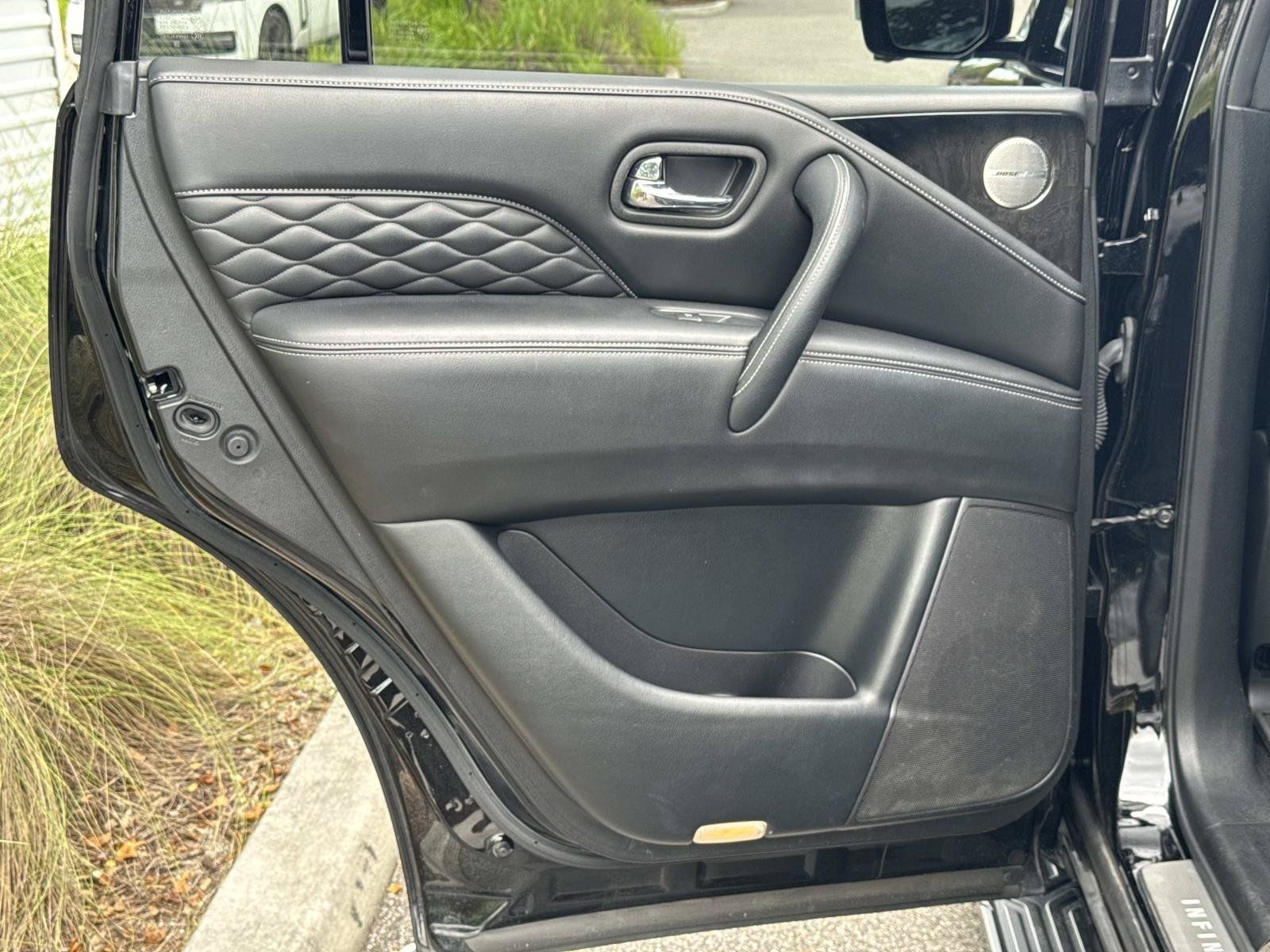 Used 2022 INFINITI QX80 Sensory w/ Cargo Package RWD image 13