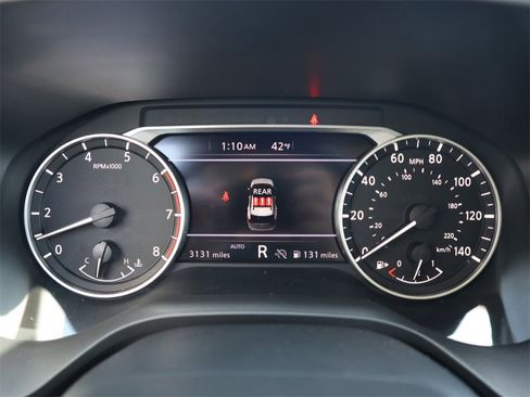 Certified 2025 Nissan Rogue SV image 25