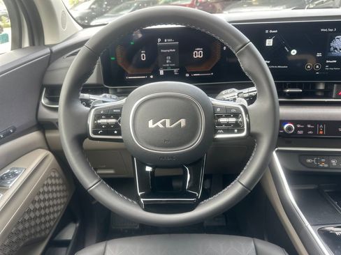 New 2026 Kia Carnival EX image 21