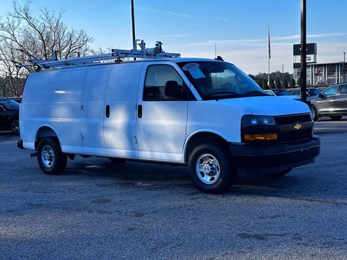 Used 2025 Chevrolet Express 2500 Extended w/ Communications Package image 1