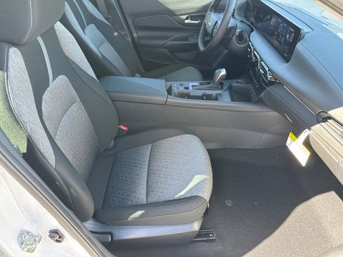 New 2026 Nissan Sentra SV w/ SV Convenience Package image 13