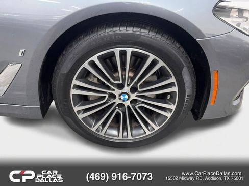 Used 2018 BMW 530e image 37