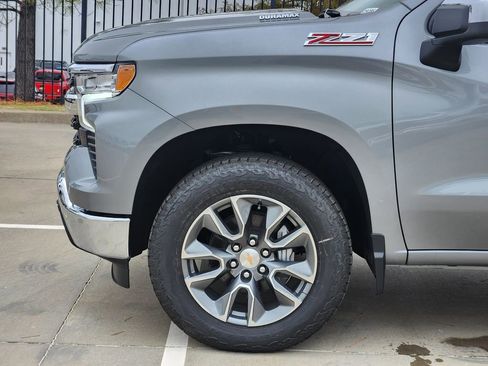 New 2026 Chevrolet Silverado 1500 LT image 5