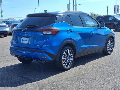 Used 2024 Nissan Kicks SV FWD image 8