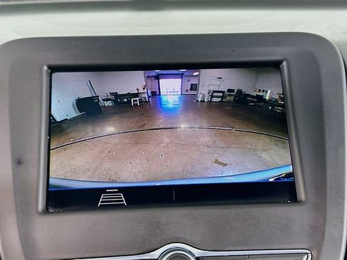 Used 2021 Chevrolet Equinox LS w/ LS Convenience Package image 23