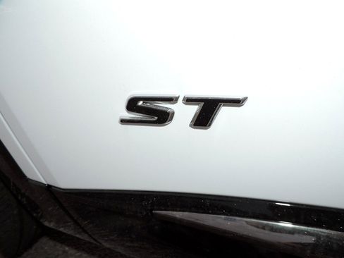 New 2026 Buick Envision Sport Touring AWD/4WD image 15
