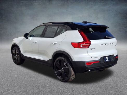 New 2026 Volvo XC40 B5 Ultra w/ Climate Package image 5
