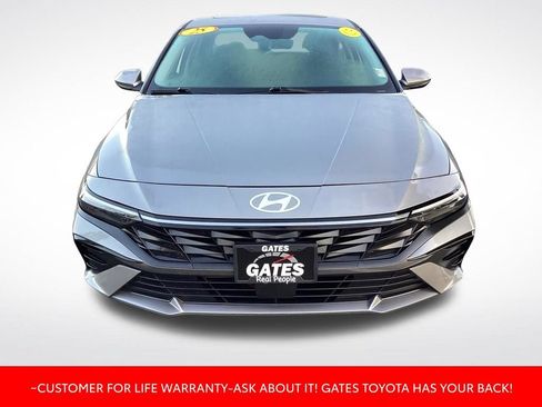 Used 2025 Hyundai Elantra SEL FWD image 2