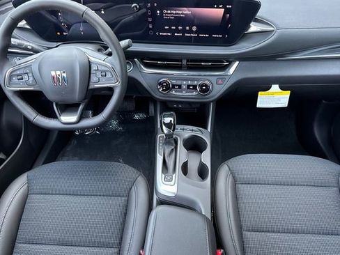 New 2026 Buick Envista Preferred w/ Convenience I Package FWD image 14
