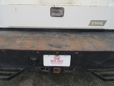 Used 2022 RAM 3500 Tradesman w/ Chrome Appearance Group AWD/4WD image 25