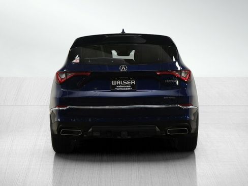 Used 2023 Acura MDX SH-AWD image 4