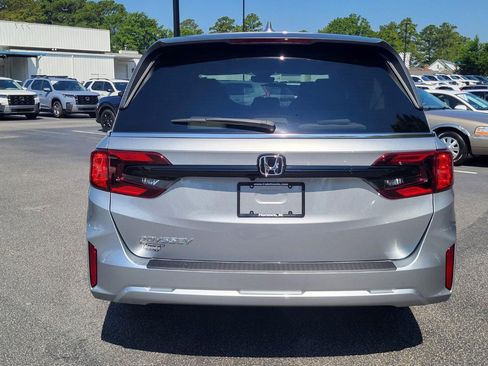New 2026 Honda Odyssey EX-L image 3