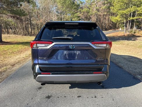 Used 2021 Toyota RAV4 XSE image 6