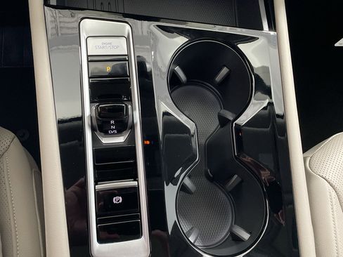 New 2026 Volkswagen Atlas SE FWD image 26