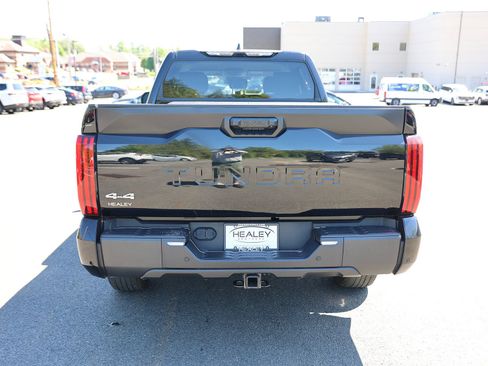 Used 2022 Toyota Tundra SR5 AWD/4WD image 6
