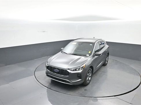 Certified 2023 Ford Escape ST-Line w/ Tech Pack #1 image 24