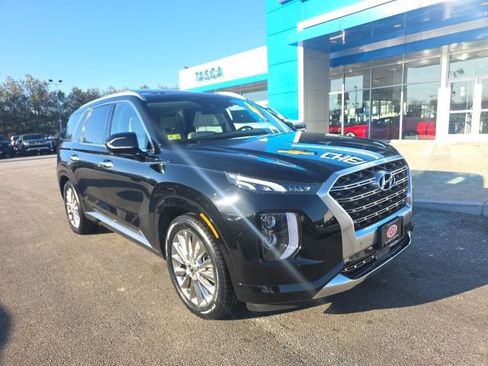 Used 2020 Hyundai Palisade Limited image 1