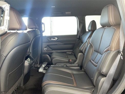 New 2026 Nissan Armada SL w/ Captain's Chari Seat Package image 20