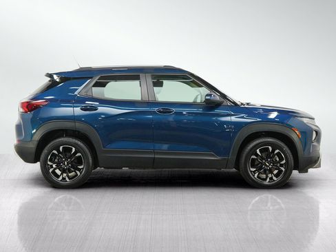 Used 2021 Chevrolet TrailBlazer LT w/ Convenience Package AWD/4WD image 6
