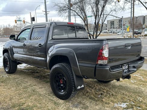 Used 2013 Toyota Tacoma 4x4 Double Cab w/ SR5 Pkg image 9