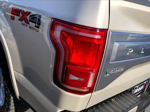 Used 2017 Ford F150 Platinum w/ Equipment Group 701A Luxury AWD/4WD image 29