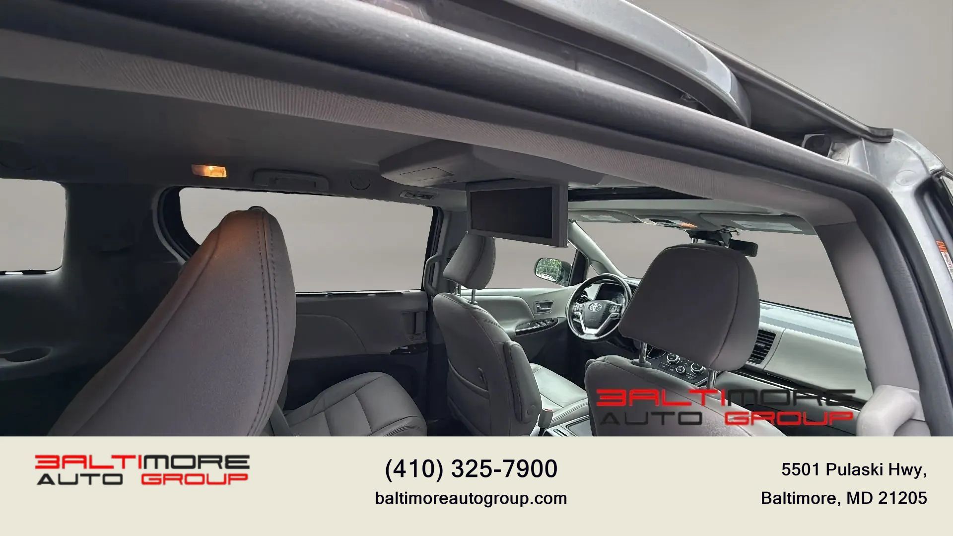 Used 2019 Toyota Sienna XLE Premium FWD image 22