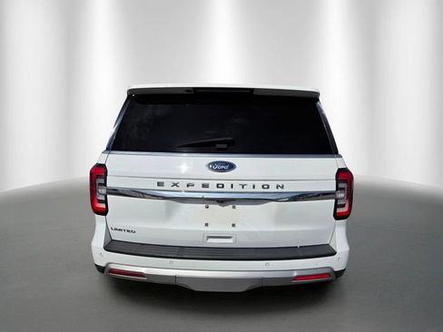 Used 2024 Ford Expedition Limited RWD image 5