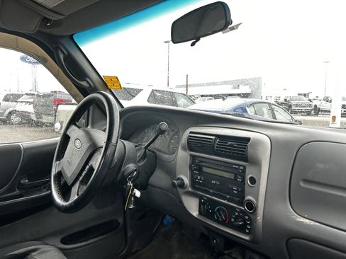 Used 2010 Ford Ranger XLT image 14
