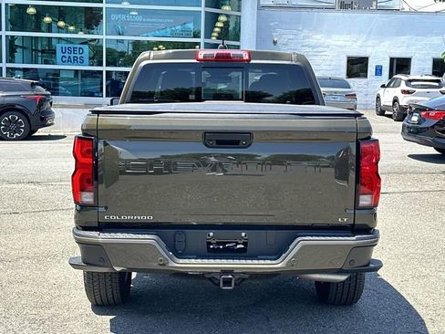 Used 2024 Chevrolet Colorado LT w/ LT Convenience Package III RWD image 3