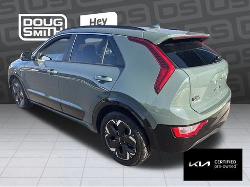 Certified 2023 Kia Niro Wind w/ Wind Preserve Package FWD image 3