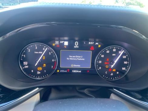 Used 2023 Buick Envision Avenir AWD/4WD image 8