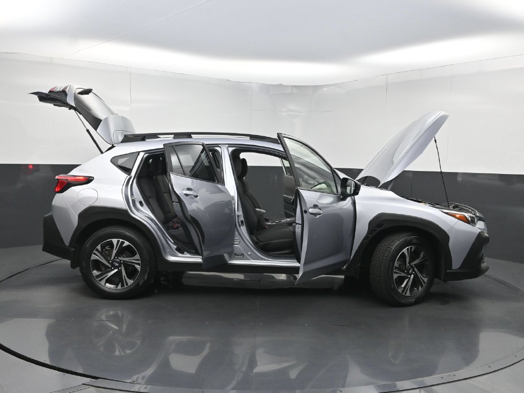 Used 2024 Subaru Crosstrek 2.0i Premium AWD/4WD image 32