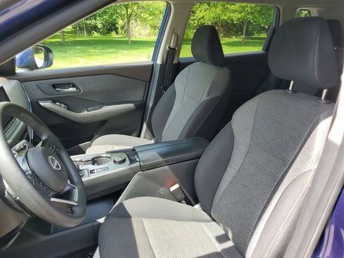 Certified 2023 Nissan Rogue SV AWD/4WD image 5