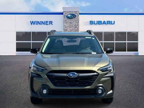 Certified 2025 Subaru Outback Premium AWD/4WD image 8