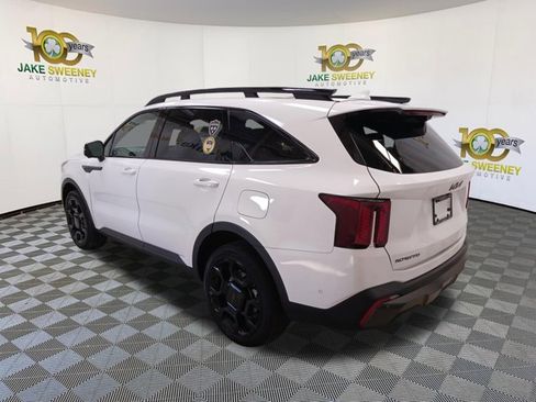 Used 2025 Kia Sorento SX Prestige image 7