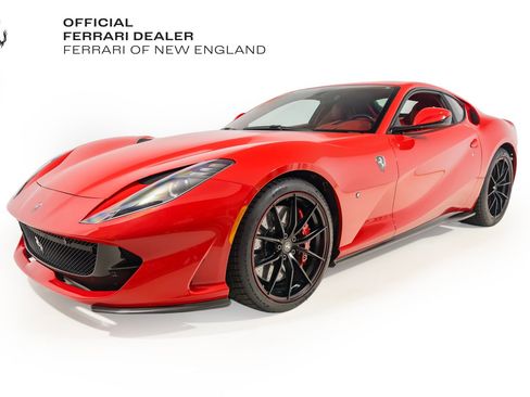Used 2018 Ferrari 812 Superfast RWD image 1