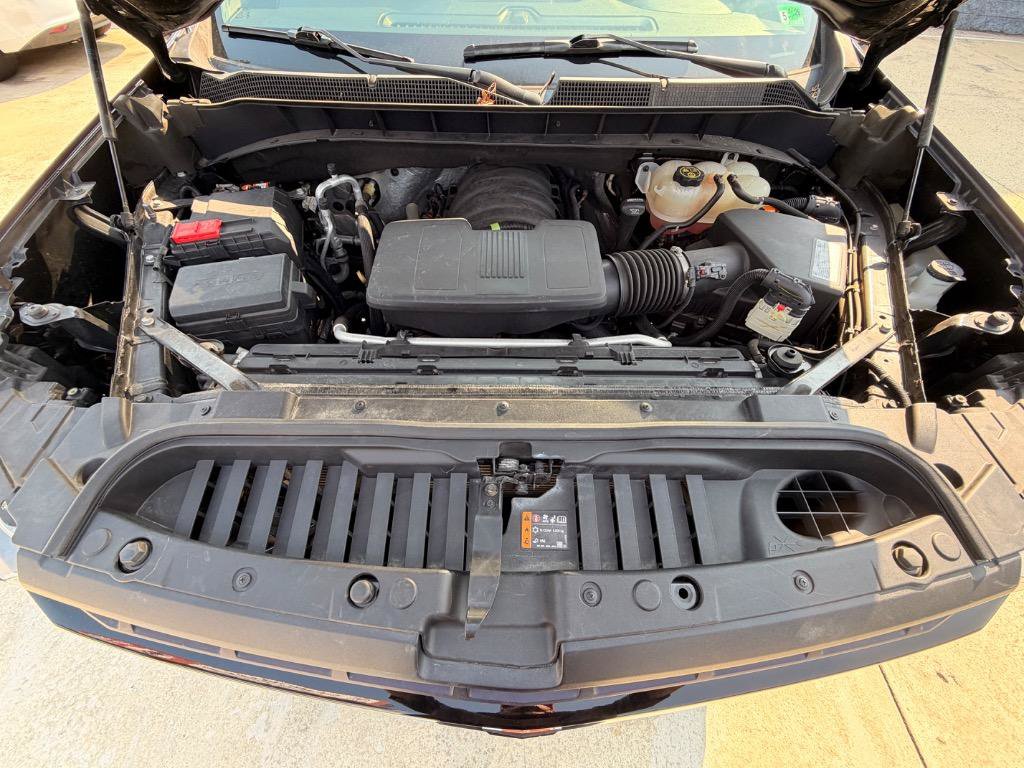 Used 2019 Chevrolet Silverado 1500 LT w/ All-Star Edition AWD/4WD image 8