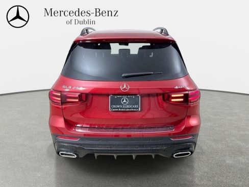 Used 2026 Mercedes-Benz GLB 250 4MATIC image 6