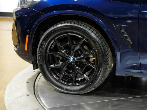 Used 2024 BMW X4 xDrive30i w/ M Sport Package AWD/4WD image 62