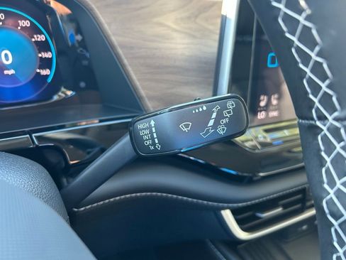 New 2026 Volkswagen Atlas SE image 19