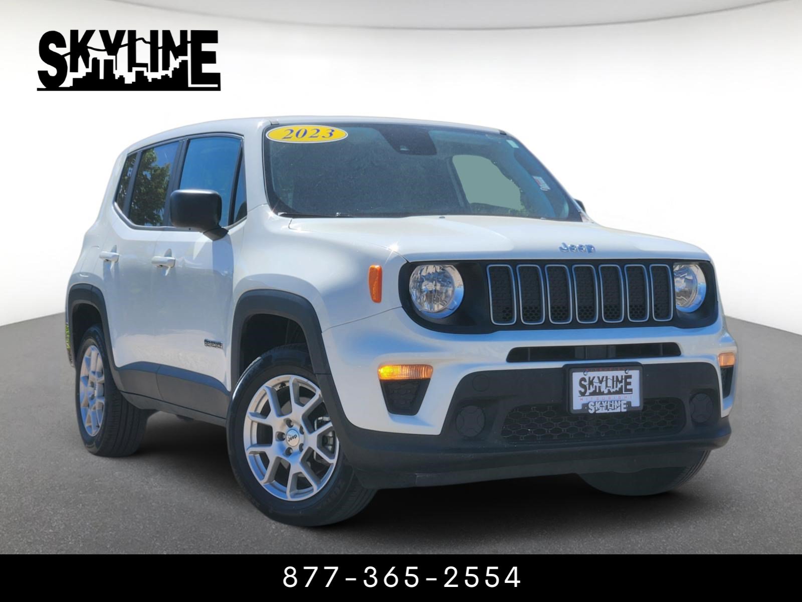 Used 2023 Jeep Renegade Latitude AWD/4WD image 1