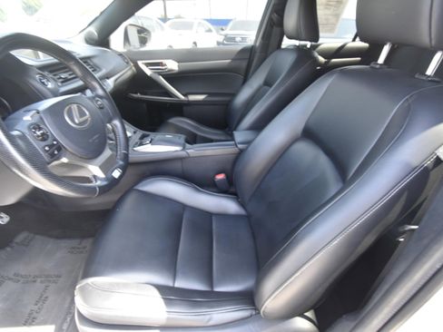 Used 2015 Lexus CT 200h w/ F Sport w/Nuluxe Interior FWD image 8