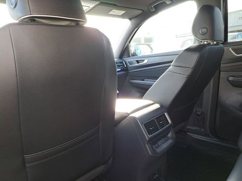 New 2026 Volkswagen Atlas Cross Sport SEL Premium R-Line image 20