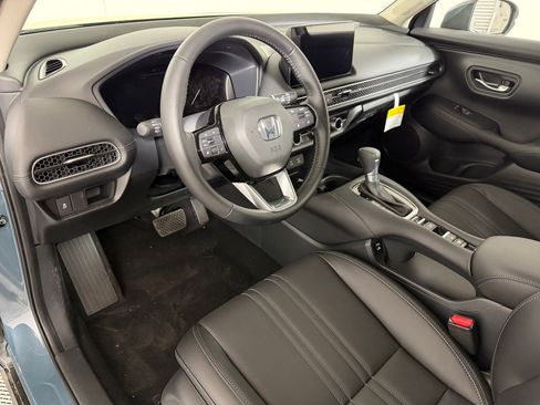 New 2026 Honda HR-V EX-L image 3