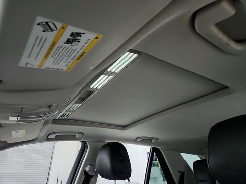 Used 2016 Mercedes-Benz GLE 400 4MATIC w/ Parking Assist Package image 15