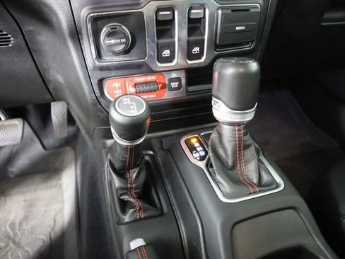 Used 2020 Jeep Wrangler Rubicon w/ LED Lighting Group AWD/4WD image 51